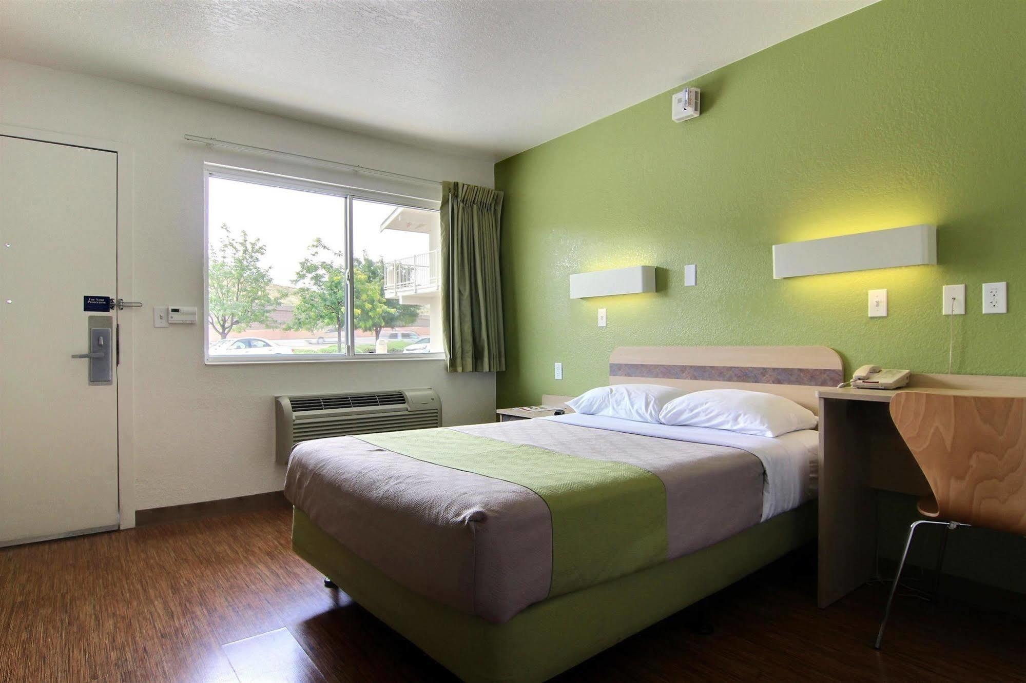 Motel 6-Albuquerque, Nm - Midtown Bagian luar foto